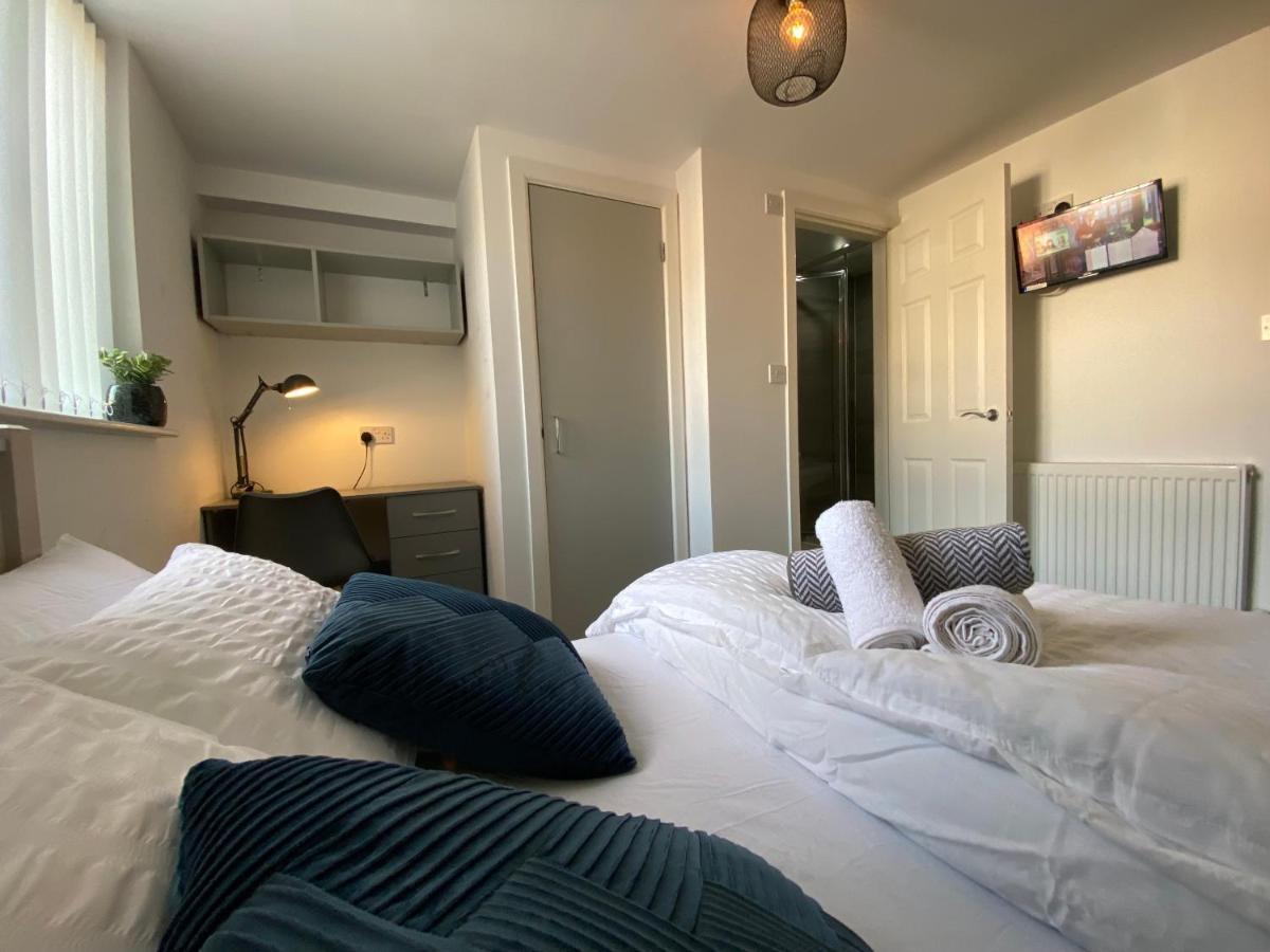 Nice Living Serviced Accommodations 2 โคเวนทรี ภายนอก รูปภาพ