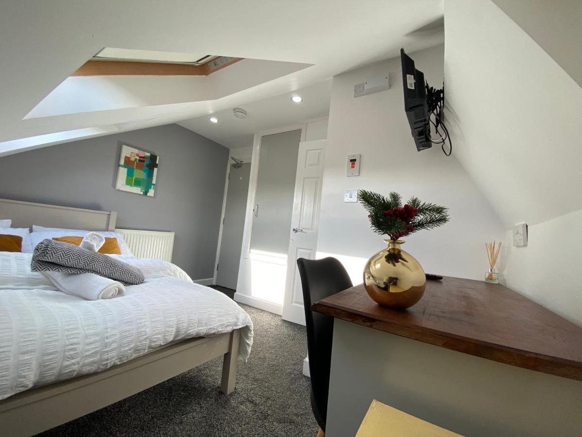 Nice Living Serviced Accommodations 2 โคเวนทรี ภายนอก รูปภาพ
