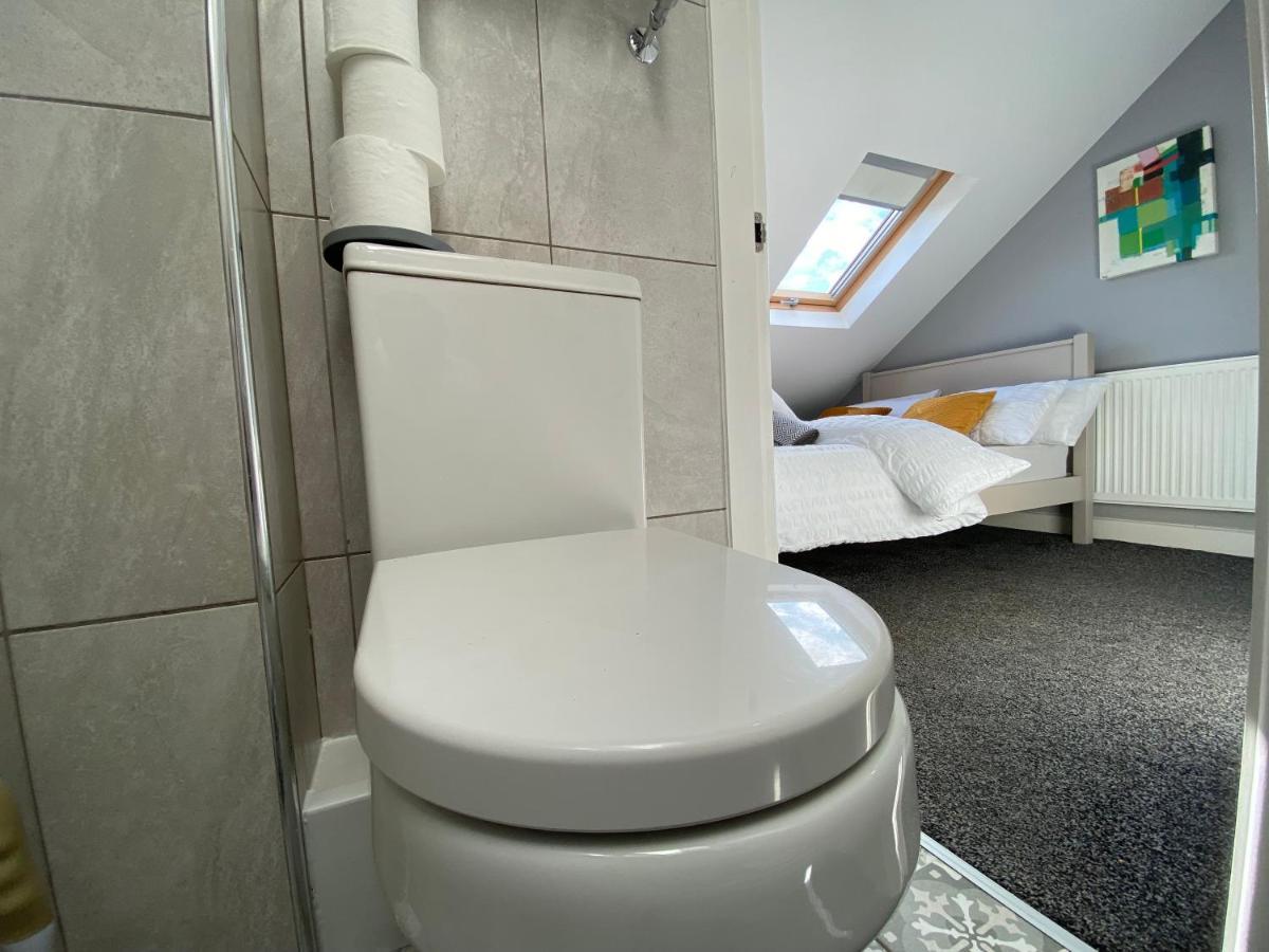 Nice Living Serviced Accommodations 2 โคเวนทรี ภายนอก รูปภาพ